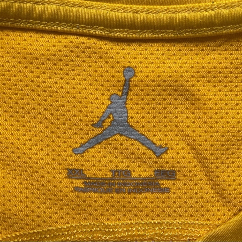 Air Jordan Men’s Dri-Fit Long Sleeve Vented Athletic Top Shirt Size XXL Yellow - Picture 9 of 11